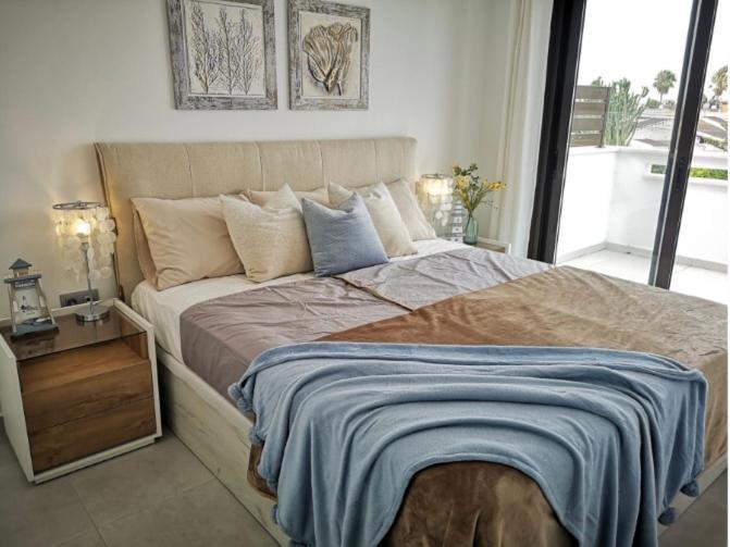 Bahia Homes Torrevieja Bagian luar foto