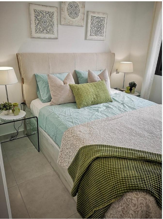 Bahia Homes Torrevieja Bagian luar foto