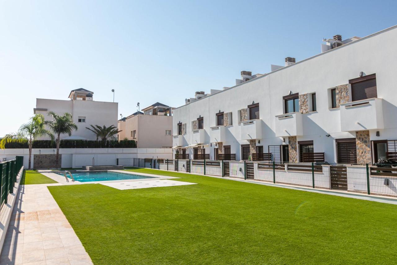 Bahia Homes Torrevieja Bagian luar foto