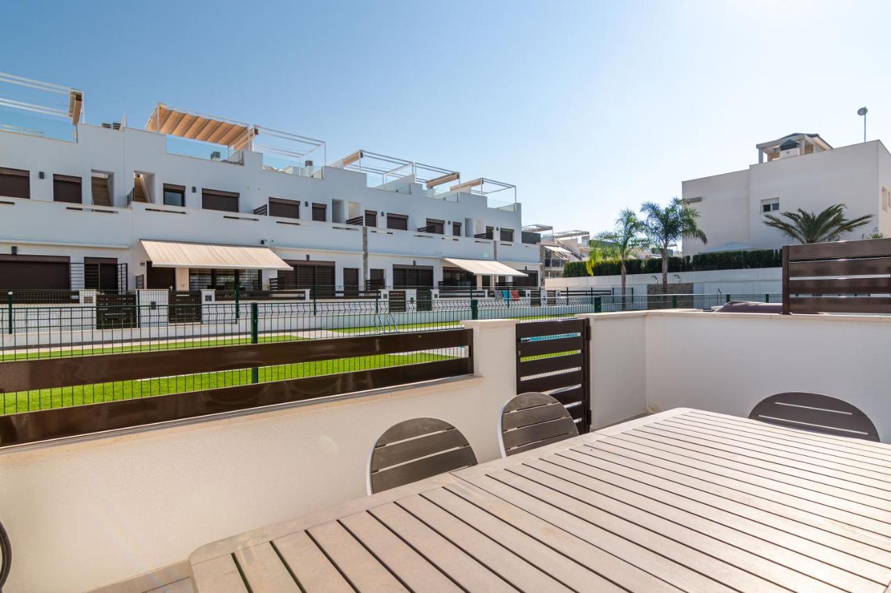 Bahia Homes Torrevieja Bagian luar foto