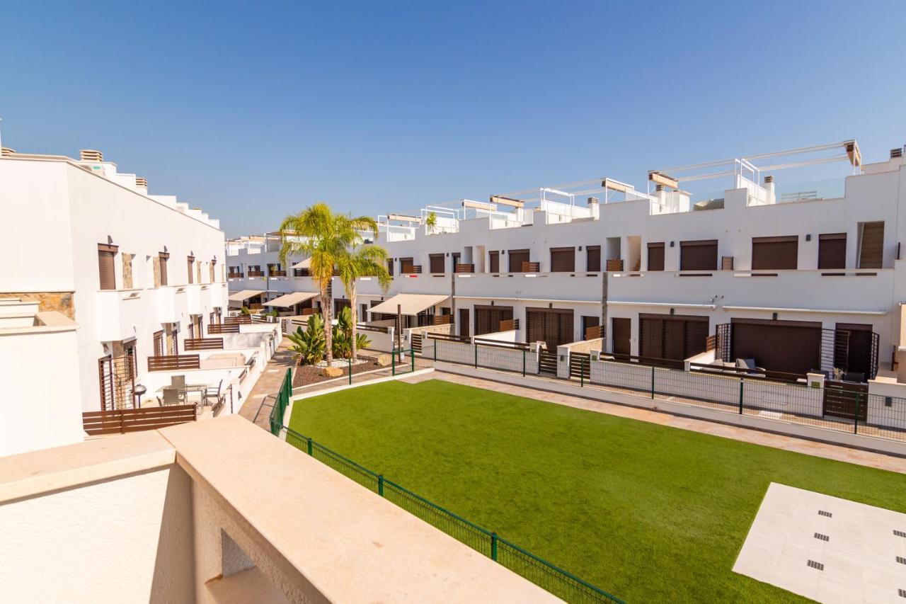 Bahia Homes Torrevieja Bagian luar foto