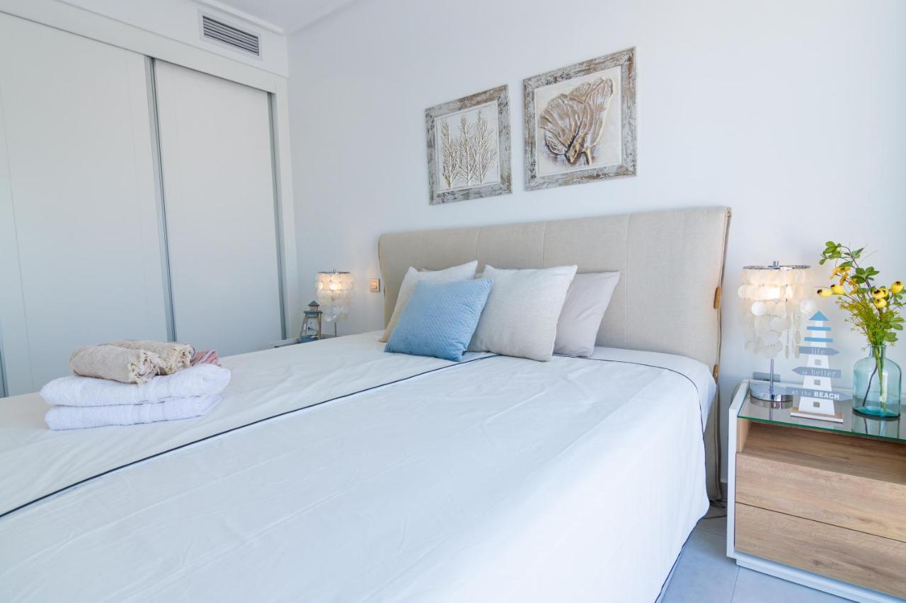 Bahia Homes Torrevieja Bagian luar foto