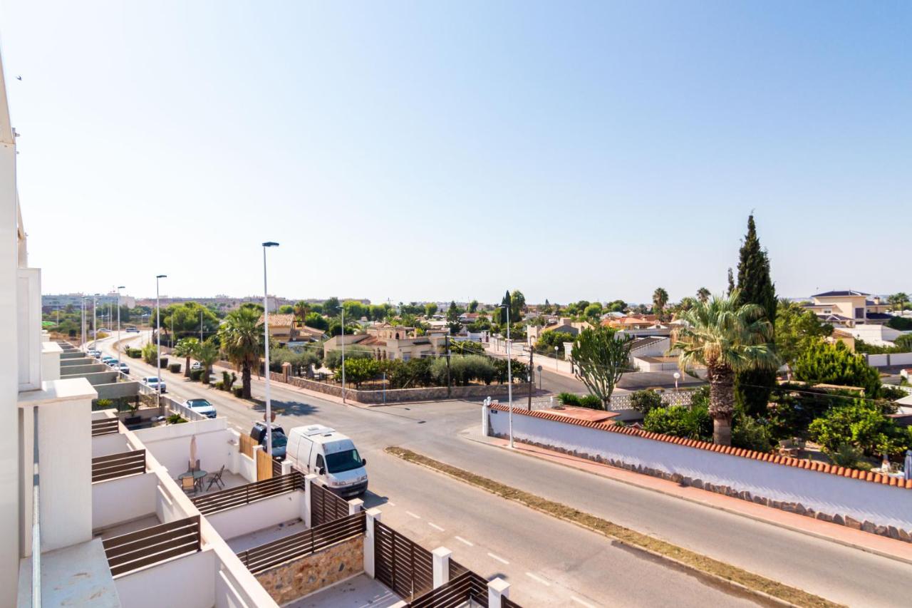 Bahia Homes Torrevieja Bagian luar foto