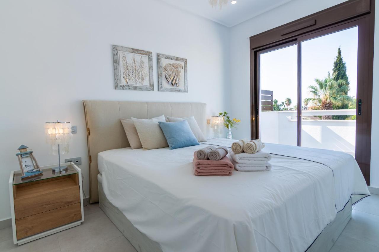 Bahia Homes Torrevieja Bagian luar foto