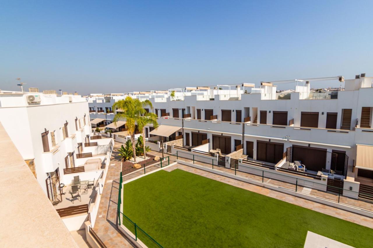 Bahia Homes Torrevieja Bagian luar foto