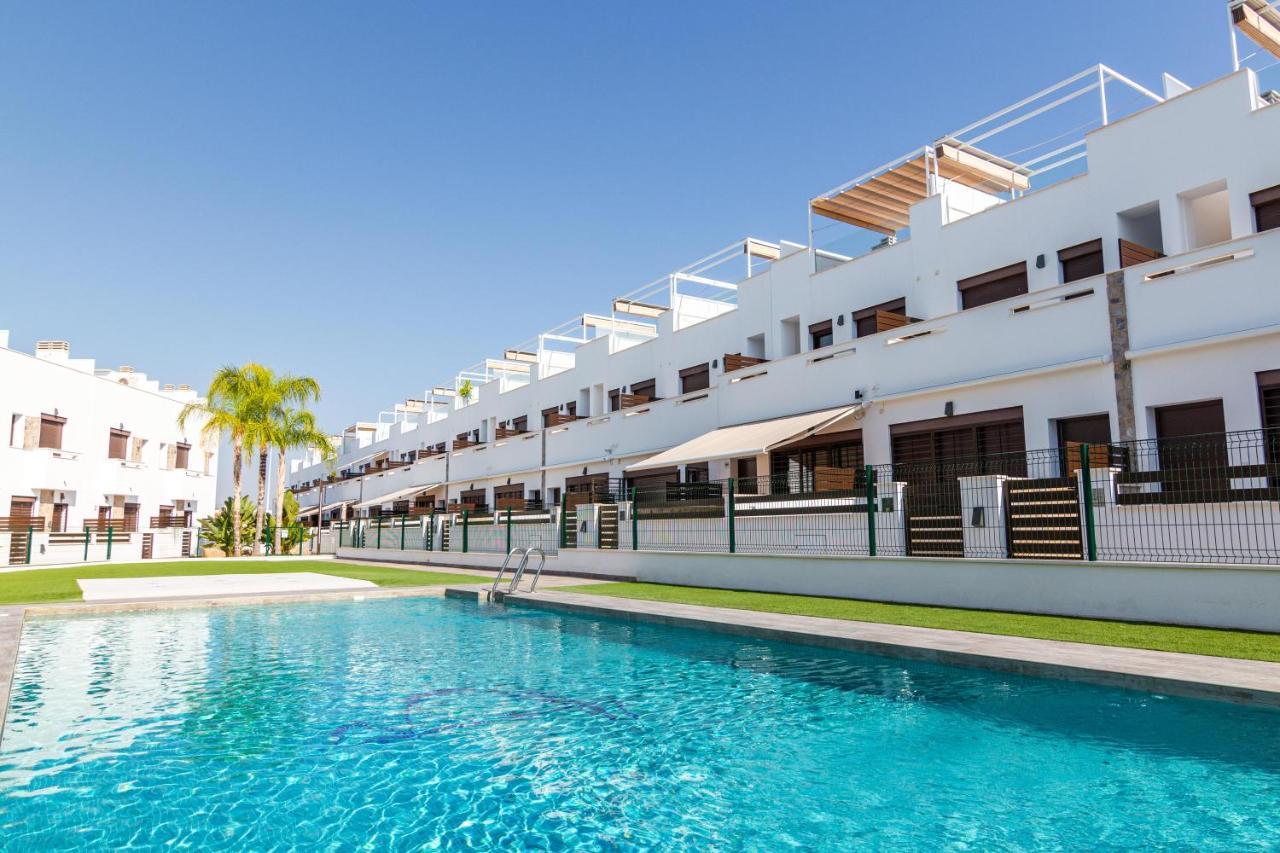 Bahia Homes Torrevieja Bagian luar foto